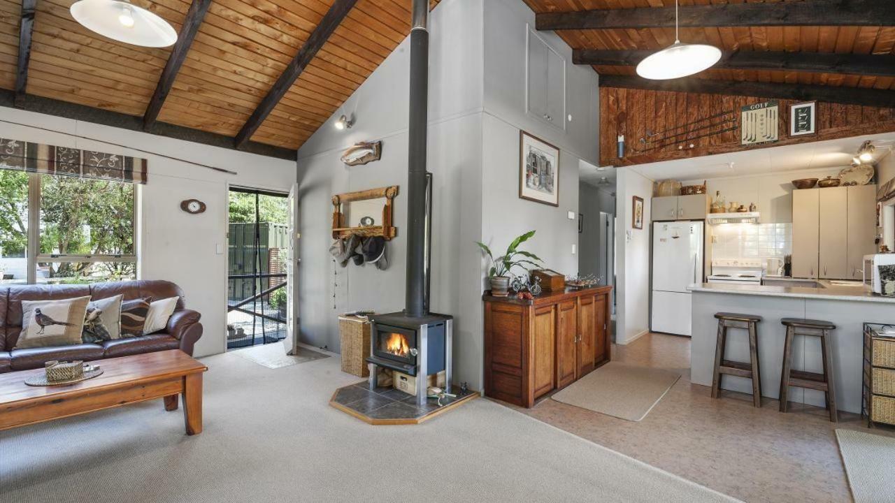 Villa Firstcast Turangi Extérieur photo